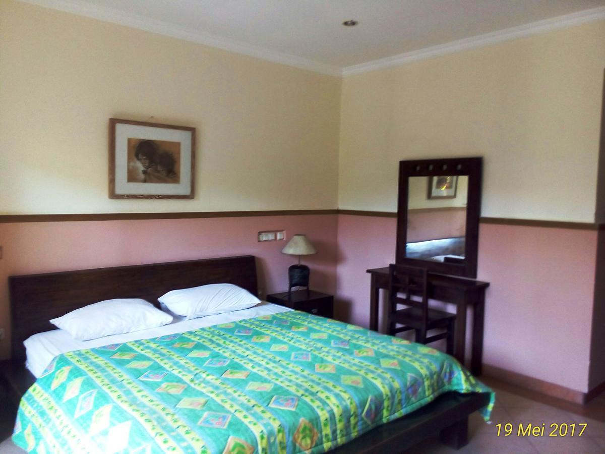Pondok Alit Resort Семиняк Екстериор снимка