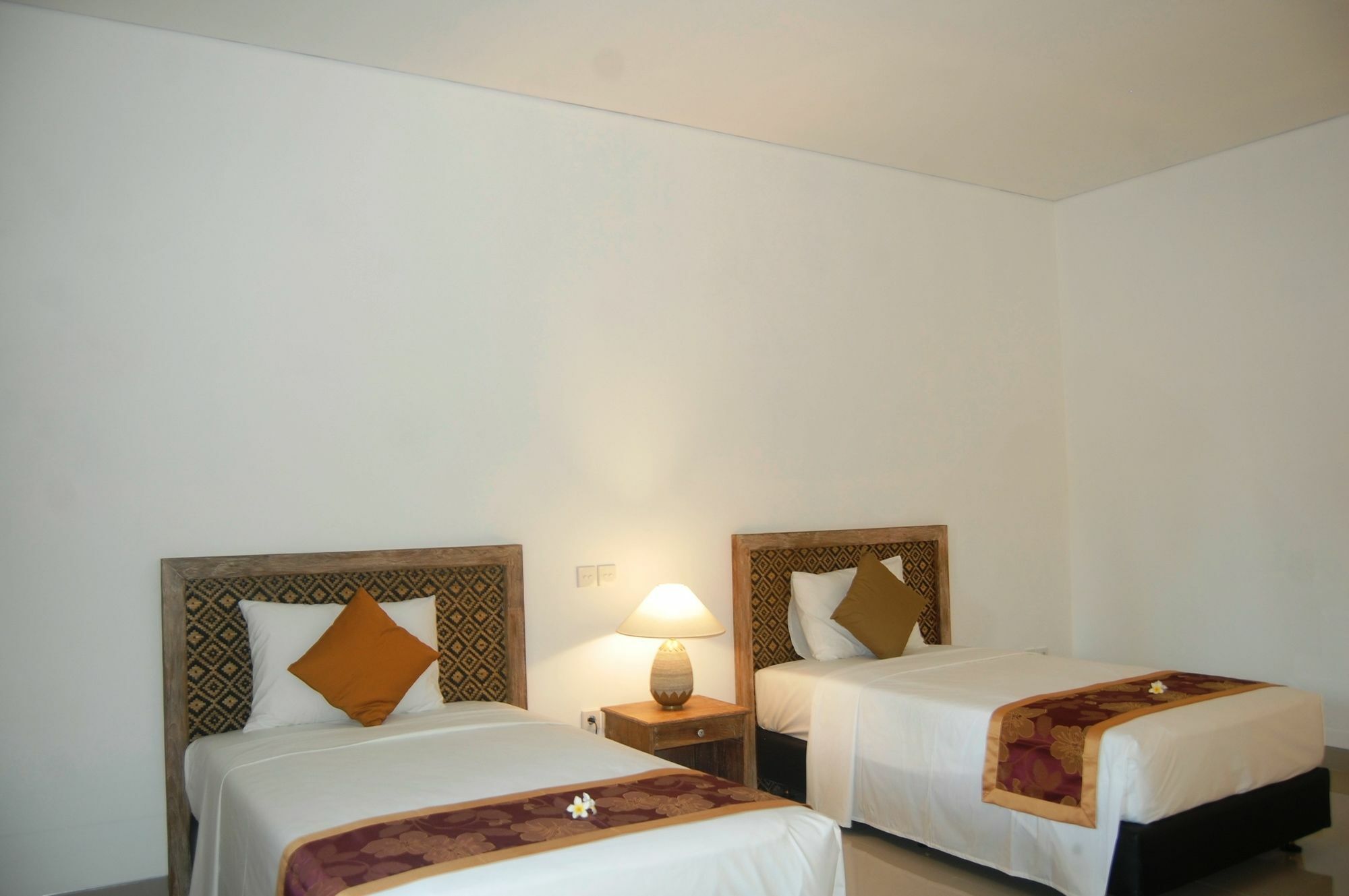Pondok Alit Resort Семиняк Екстериор снимка