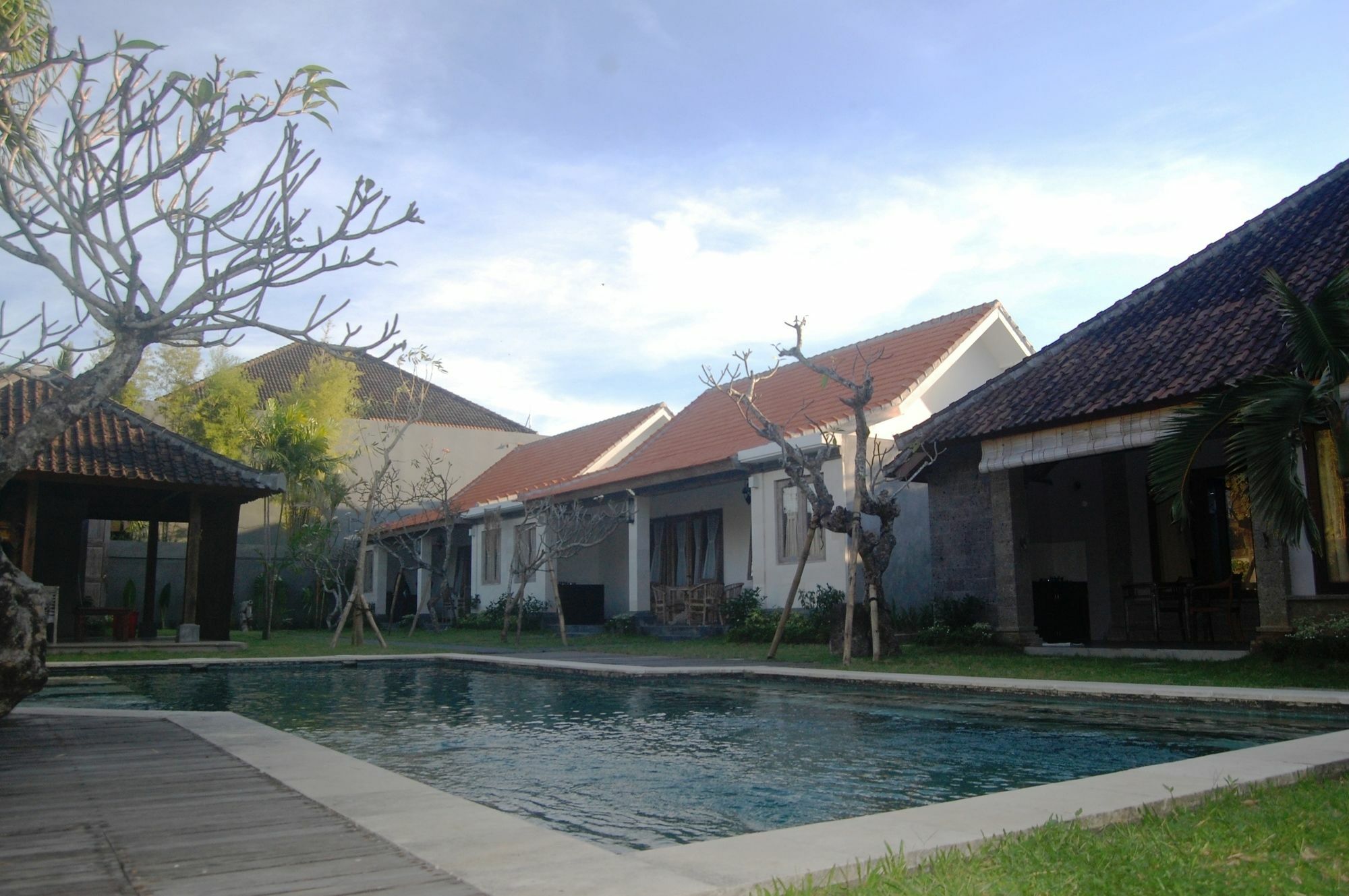 Pondok Alit Resort Семиняк Екстериор снимка