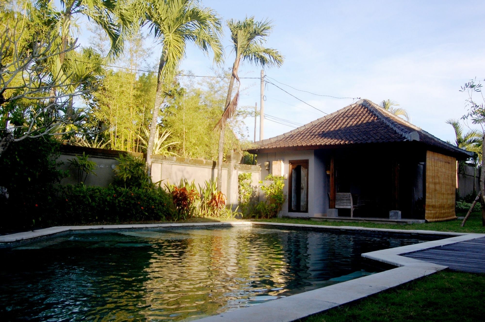 Pondok Alit Resort Семиняк Екстериор снимка